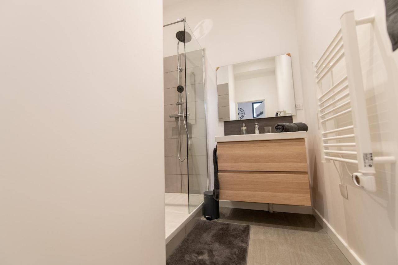 Kasa Loft Centre 2 - Wifi Et Tv - Confortable Et Stationnement Gratuit A Proximite Сент-Этьен Экстерьер фото