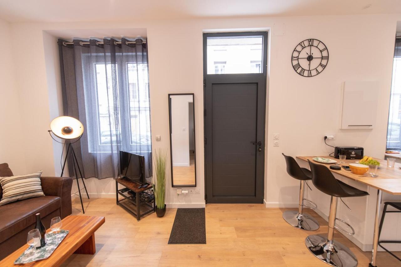 Kasa Loft Centre 2 - Wifi Et Tv - Confortable Et Stationnement Gratuit A Proximite Сент-Этьен Экстерьер фото